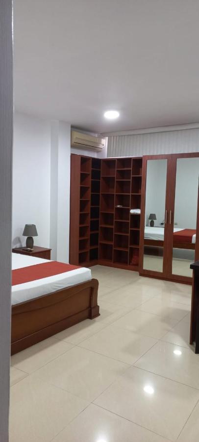 DEPARTAMENTOS Marcecilia de 3, 2 Y 1 HABITACIÓN EN EL CENTRO DE MANTA Exterior foto